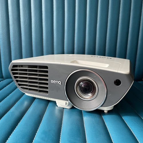 Benq short throw projector - short,