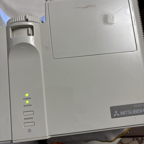 Mitsubishi projector xd221u - mitsubishi,