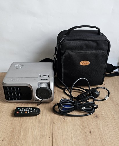 Acer pd100s dlp - vga, cable