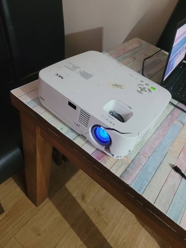 Nec np305 lcd - lcd, projector